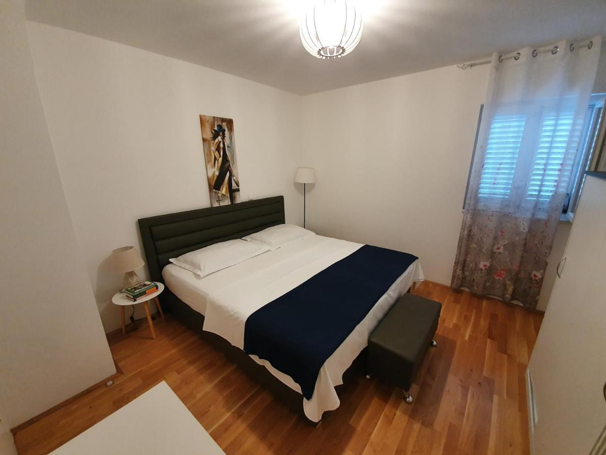 Apartment Pinna Nobilis, Private Parking Makarska Exterior photo