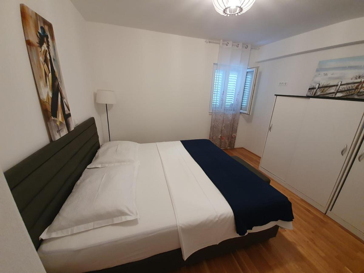Apartment Pinna Nobilis, Private Parking Makarska Exterior photo